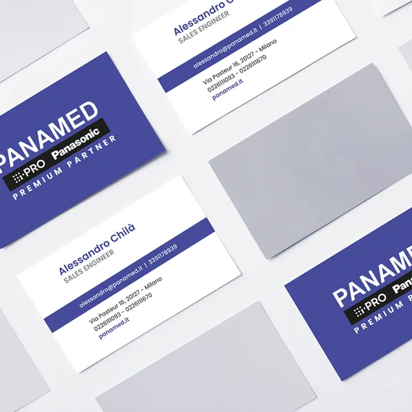 Esempi di applicazione del brand su supporti